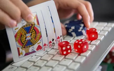 Mengidentifikasi Perbedaan Utama Antara Platform Casino Online Terpercaya Dan Rekan Palsu Mereka